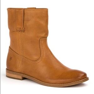 Short Anna Frye Boots